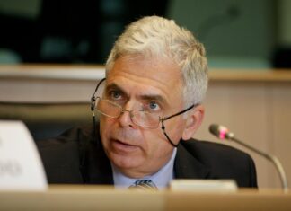 JAPONIA ARE DE ALES ÎNTRE UN NOU RĂZBOI ȘI O NOUĂ PACE