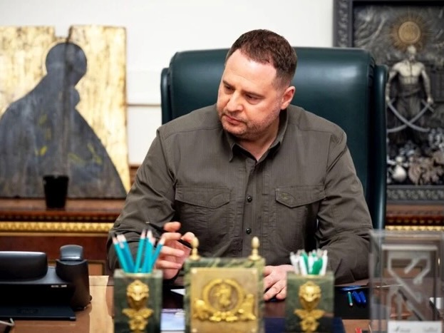 Epstein, Yermak și Zelenski