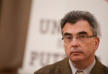 Banii ținuți în depozite în bănci – nu vă aduc bani, ci vă costă bani.