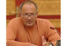 Sorin Roșca Stănescu, la Gold FM: „Avem surpriza neplăcută să descoperim, după un an de pandemie, existența unei caste a specialilor”