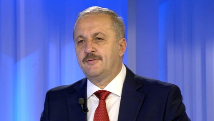 Vasile Dîncu, la Gold FM: „Nu se poate forța o libertate colectivă cu 15% susținere populară”