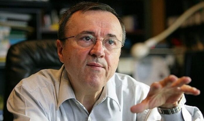 Cristoiu: Gușă aduce în campania electorală discursul suveranist, dar dacă oamenii lui Simion se comportă contradictoriu, atunci liderul AUR se poate duce la culcare! George Simion e obligat să-și asume imediat candidatura la prezidențiale.