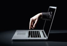 În Marea Britanie se dorește învinuirea marilor platforme de socializare privind reclamele false postate: “Acestea joacă un rol esențial în a permite infractorilor să ajungă și să fraudeze utilizatorii de internet”