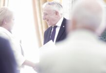 Cum vrea să treacă Isărescu cu firizul la Euro