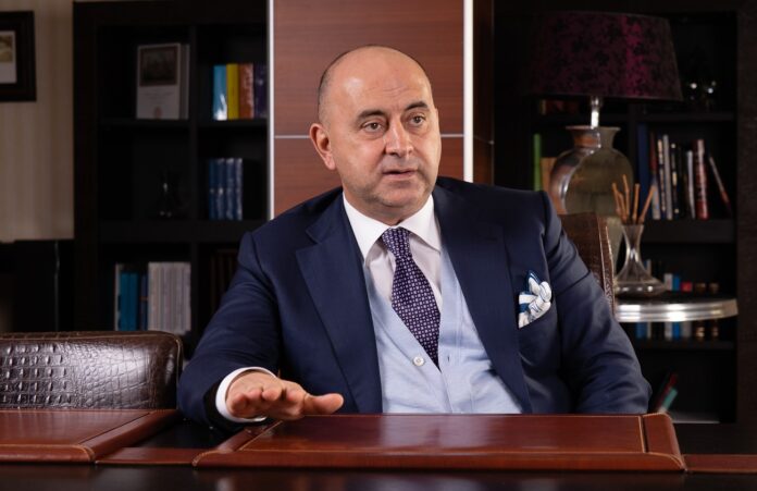 Gabriel Comanescu, contract fără licitație cu Romgaz