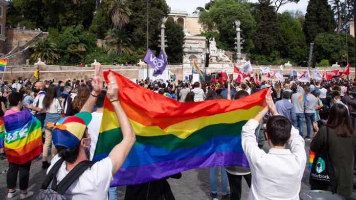 Parlamentarii din Ungaria vor adopta legea anti-LGBT înainte de alegerile din 2022