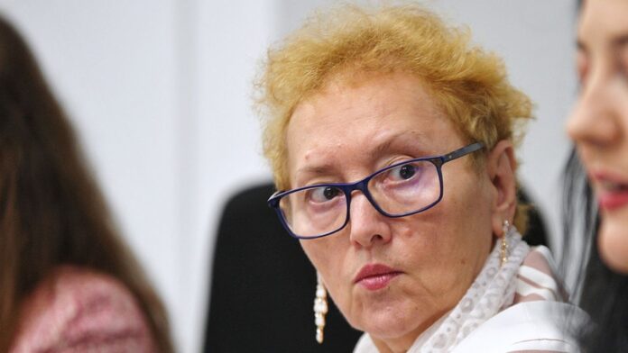 Avocatul Poporului a fost demis din funcție