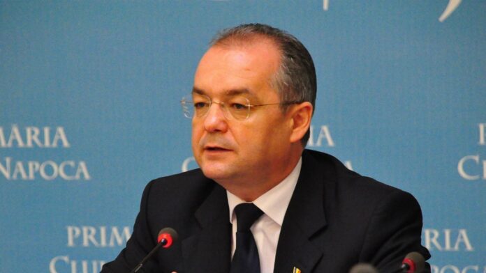 Boc a fost trimis la instructaj în SUA, ambasadoarea Kavalec a fost mesagerul. Anti Ciolacu și pro Geoană!