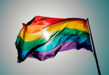 Cum copiază unii membri ai comunității LGBT modelul evreiesc?