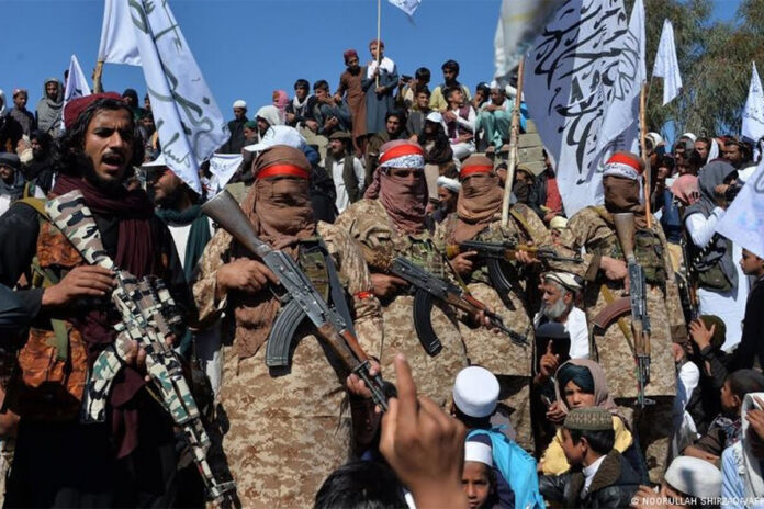 Ion Cristoiu: „Faptul că regimul democratic din Afganistan a căzut în doar câteva zile înseamnă că nu a existat deloc”