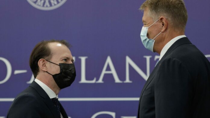 SCENARIILE FĂRĂ CÎȚU SUNT REFACEREA COALIȚIEI CU USR SAU GUVERN DE TEHNOCRAȚI/FANTOME. AMBELE ÎNSEAMNĂ “MAI PUȚIN IOHANNIS”