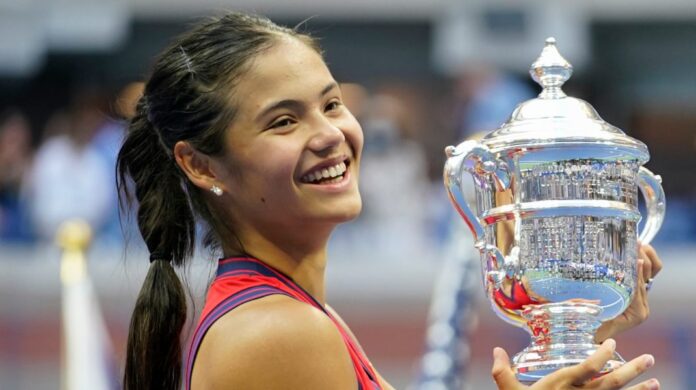 TENIS | Emma Răducanu, noua campioană a US Open 2021. Aceasta a fost felicitată de Regină