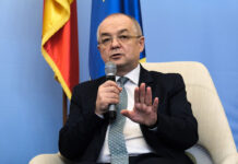 Ce televiziuni ar fi finanțate de Emil Boc în pregătirea candidaturii sale pentru Cotroceni?