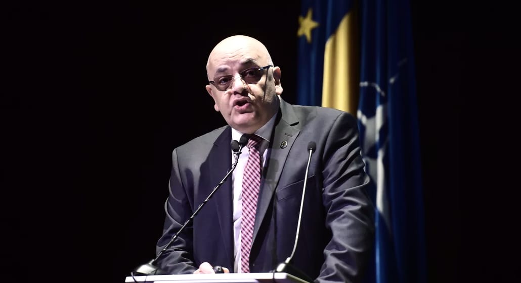 Influenceri pe vaccinare – o măsură propusă în planul de guvernare al lui Dacian Cioloș