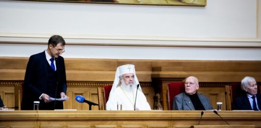 Influenceri pe vaccinare – o măsură propusă în planul de guvernare al lui Dacian Cioloș