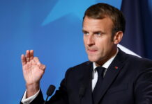 Emmanuel Macron lucrează pentru realegere cu oamenii lui Nicolas Sarkozy