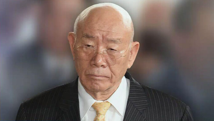 Fostul preşedinte sud-coreean Chun Doo Hwan a murit la vârsta de 90 de ani