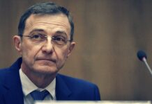 Președintele Academiei Române: ”De Ziua Națională suntem «condamnați» la bucurie. Ea poate trezi speranțe și poate naște atitudini, acțiuni, fapte”