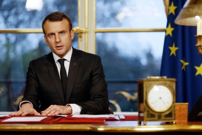 A favorizat Macron compania Pfizer în detrimentul industriei franceze?