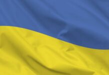 Ucraina acuză Rusia că trimite lunetişti şi tancuri în Donbas