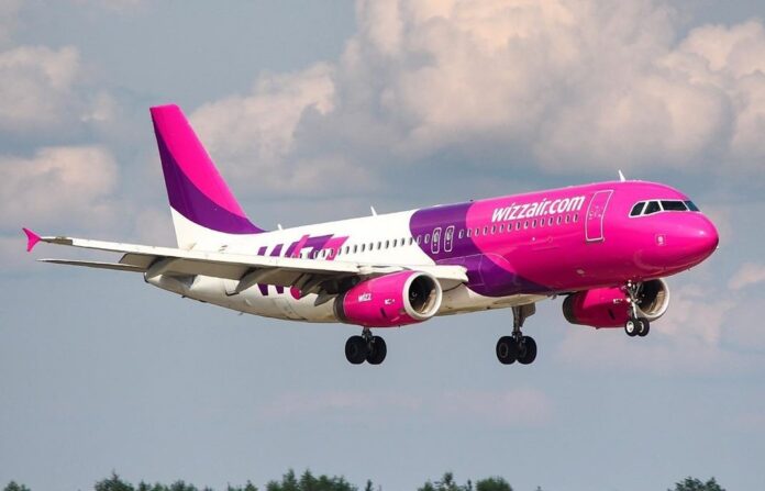 Șeful Wizz Air, Jozsef Varadi: Lăsaţi reglementările privind sloturile aşa cum erau înaintea pandemiei şi piaţa va rezolva această situaţie