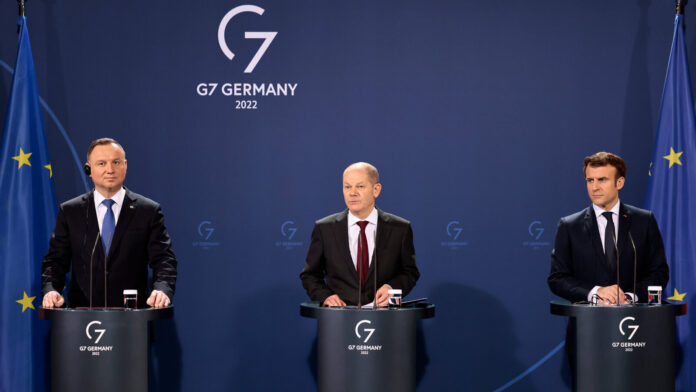 De ce Polonia are politică externă, iar România nu are?