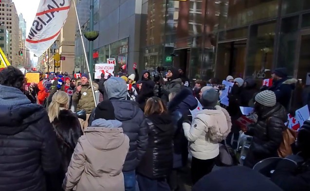 New York-ezii au protestat în fața consulatului canadian