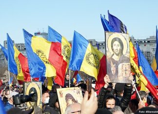 Socialiștii și comuniștii pe primul loc în preferințele moldovenilor