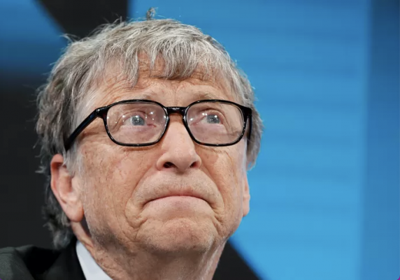 Bill Gates a pus în aplicare Raportul CIA cu privire la Pandemie: “Starea Lumii în 2025” prevede globalizarea pe sănătate!
