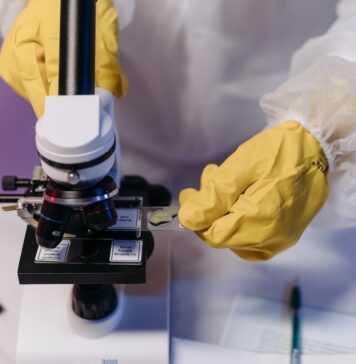 SUA se tem ca „laboratoarele de cercetare biologică” să nu cadă în mâinile rușilor