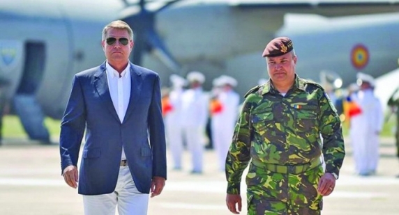 Iohannis a semnat anul trecut ca România să aibă Armată comună cu Ucraina în afara NATO