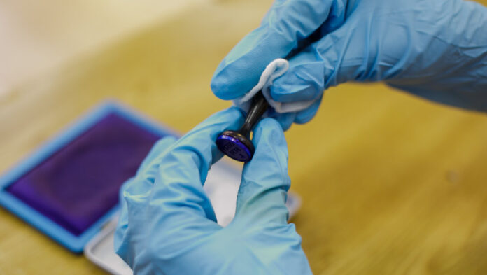 280.000 de ardeleni votează azi / “Nu le convine cine câștigă? Pot pleca fără viză în America,” susține Dan Negru