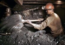 Ucraina a pierdut zăcăminte în valoare 12,4 trilioane de dolari, afirmă un institut de la Kiev