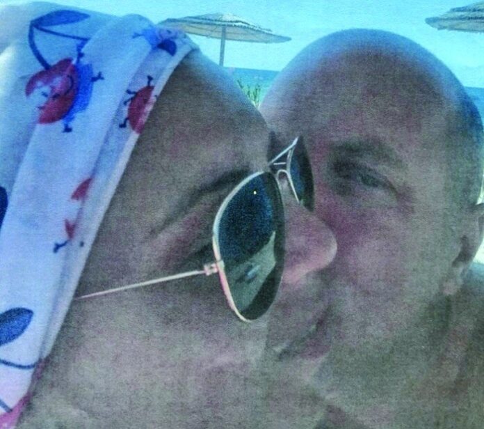 DENUNȚUL SECOLULUI: Procuror DNA, SEX PE BANI cu avocata din dosar!