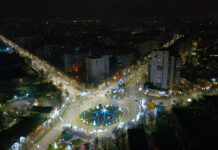 Sondaj inedit pe Facebook! Primarul Daniel Băluță le cere oamenilor să decidă dacă vor sau nu luminițe de sărbători pe străzile din Sectorul 4