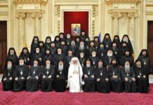 Scandalul homosexualilor de la vârful BOR. Operațiunea ”Să fie lumină!”, pare instrumentată chiar de către rezerviști și ”armata lor de teracotă”.