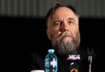 Aleksandr Dughin solicită ca Vladimir Putin să fie îndepărtat de la putere și ucis după înfrângerea de la Herson