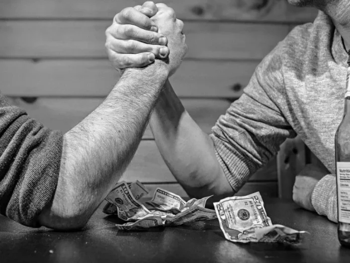 Vasile Pușcaș despre lupta statelor cu corporațiile multinaționale