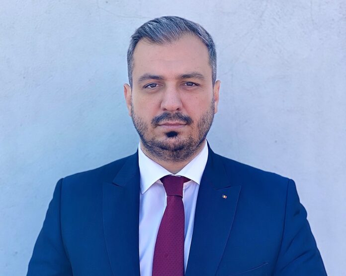 Cezar Stancu demisionează din funcția de subsecretar de stat – vicepreședinte al Autorității Naționale pentru Cetățenie. De asemenea, este suspendat din PSD, ca urmare a trimiterii sale în judecată într-un dosar instrumentat de DNA. 👆🏻