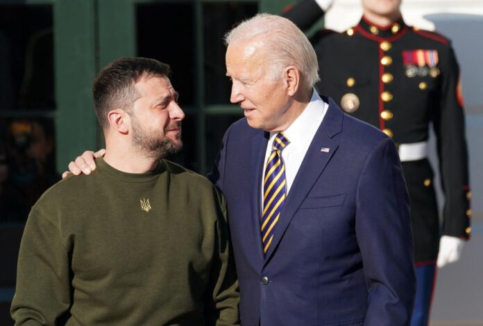 A lungit Joe Biden războiul din Ucraina?