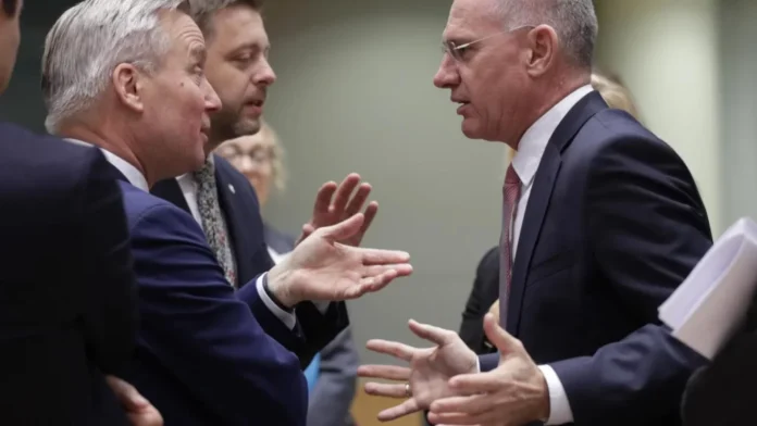 Presa vieneză: Patronatele române vor cere Austriei plăți compensatorii de 200 de milioane de Euro, pe lună