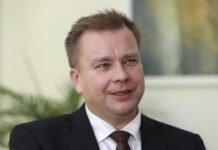 A lăsat NATO pentru scutece! Ministrul finlandez al apărării intră în concediu de paternitate – cum își justifică gestul