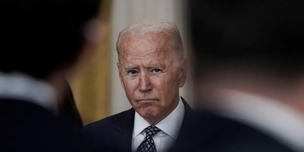 Este Biden șantajat să trimită trupe americane în Ucraina?