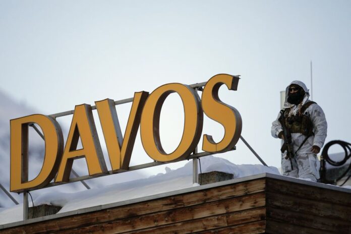 <strong>Davos 2023: Șefi de servicii secrete, oligarhi, regine, prim miniștri, chemați la ordin de Klaus Schwab</strong>
