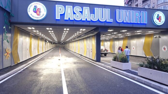 Circulație restricționată în Piața Unirii! Două tasări ale sistemului rutier pun în pericol traficul de suprafață!