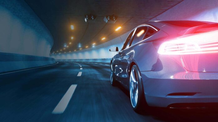 <strong>Prăbușirea Tesla sau despre spargerea unei bule ideologice</strong>