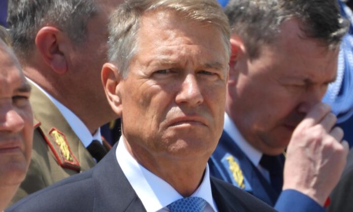 Gușă: ”Iohannis nu a dormit, doar puțin s-a odihnit!” El începe asaltul asupra baronilor, îl dorește pe Ciucă prezidențiabil comun PNL-PSD, nu-l vrea pe Geoană, știe c-ar putea guverna cu AUR din 2025.