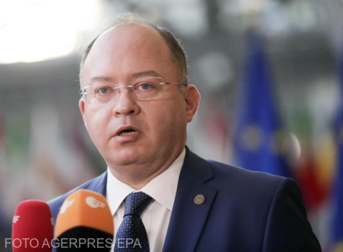 <strong>Petrișor Peiu: Ministrul Bogdan Aurescu, un ‘reputat’ profesor care se preface c-a uitat ce a scris în lucrările sale despre Bâstroe</strong>