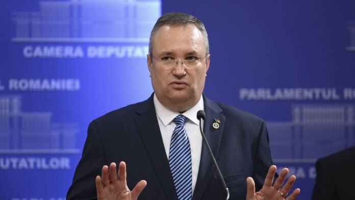 ”Ciucă al nostru” e campionul: mai penibil ca Dăncilă, mai caraghios decât Orban, mai limitat ca Cioloș, mai slugarnic decât Boc!