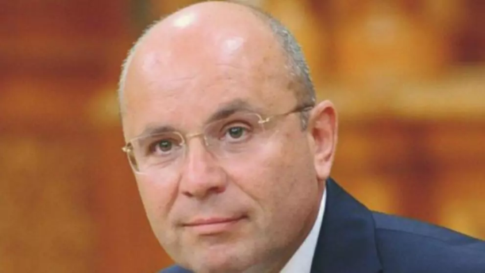 Gușă: Sistemul pune la cale o operațiune uriașă, ”NICOLAE CIUCĂ ÎN TURUL 2”! Așa-ceva nu e posibil decât printr-o fraudă electorală majoră